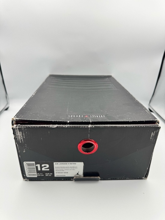 Nike Air Jordan Retro 11 OG Sneakers 378037-002 2015 Black US 10.5 - Preowned main image 4